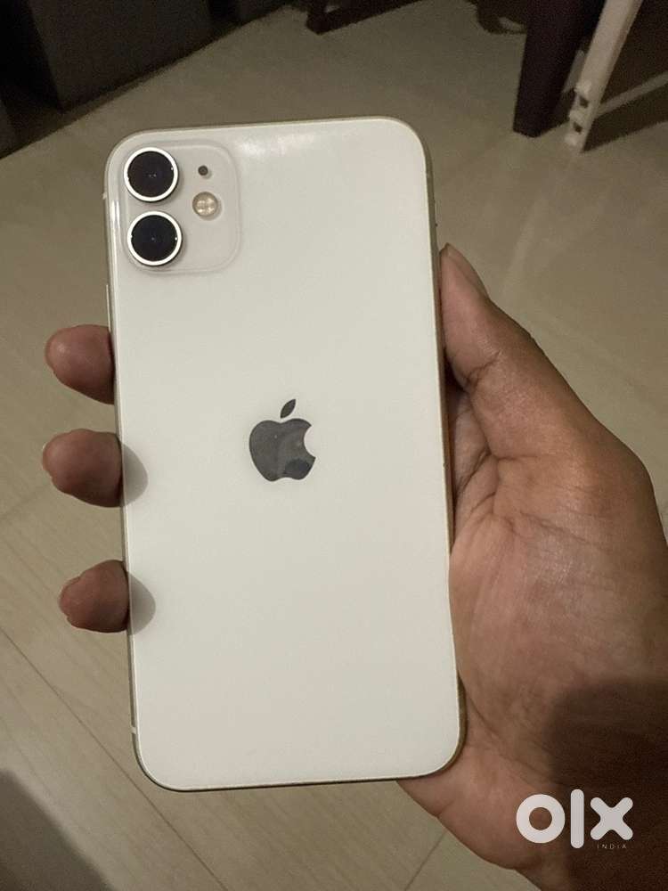 Iphone 11 , 64gb , scratchless