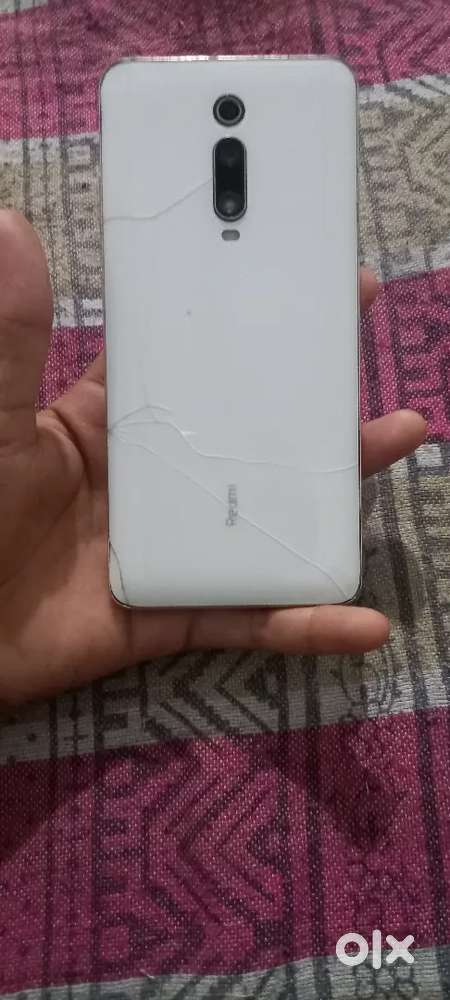 Redmi k20 pro hai 6 128 gb