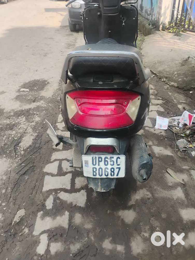 First owner gadi hai thoda maintenance karvana rahega