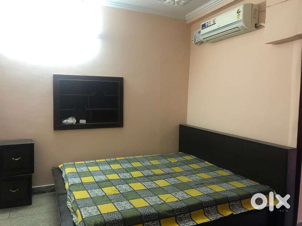 1 Bhk available ( for 2 months only ) in sector 41 D , Chandigarh
