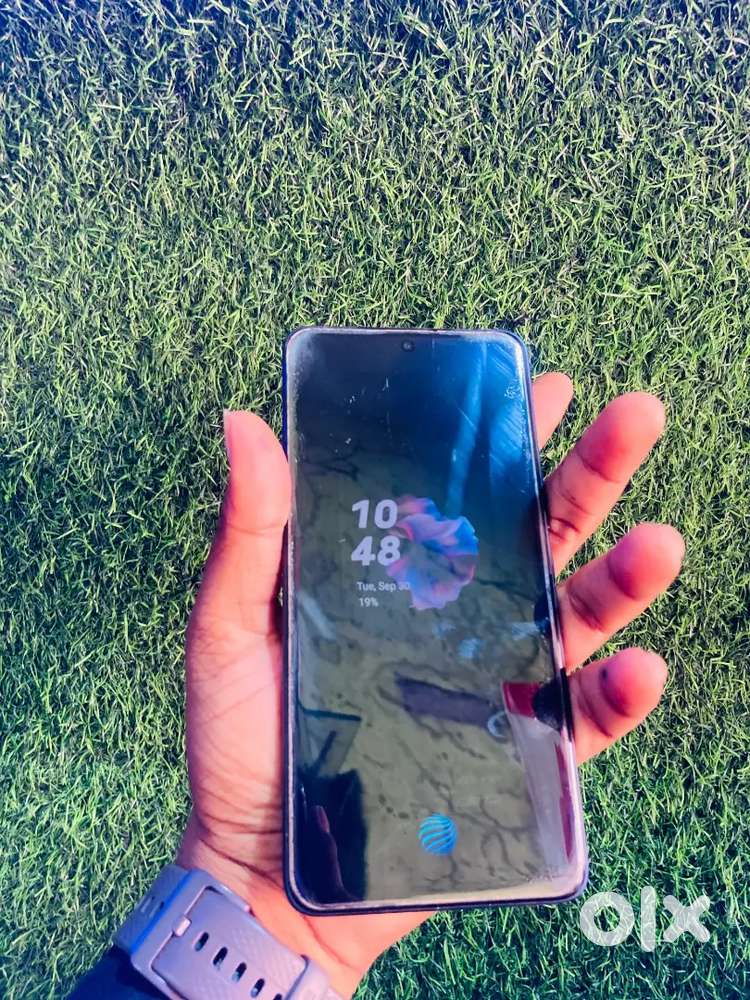 Vivo v50 8/257.