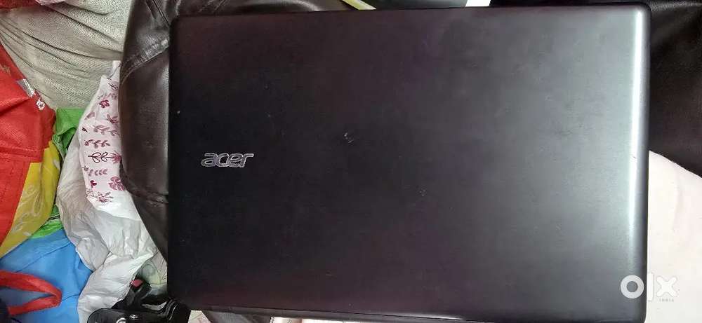 Acer Aspire E1 510 Laptop