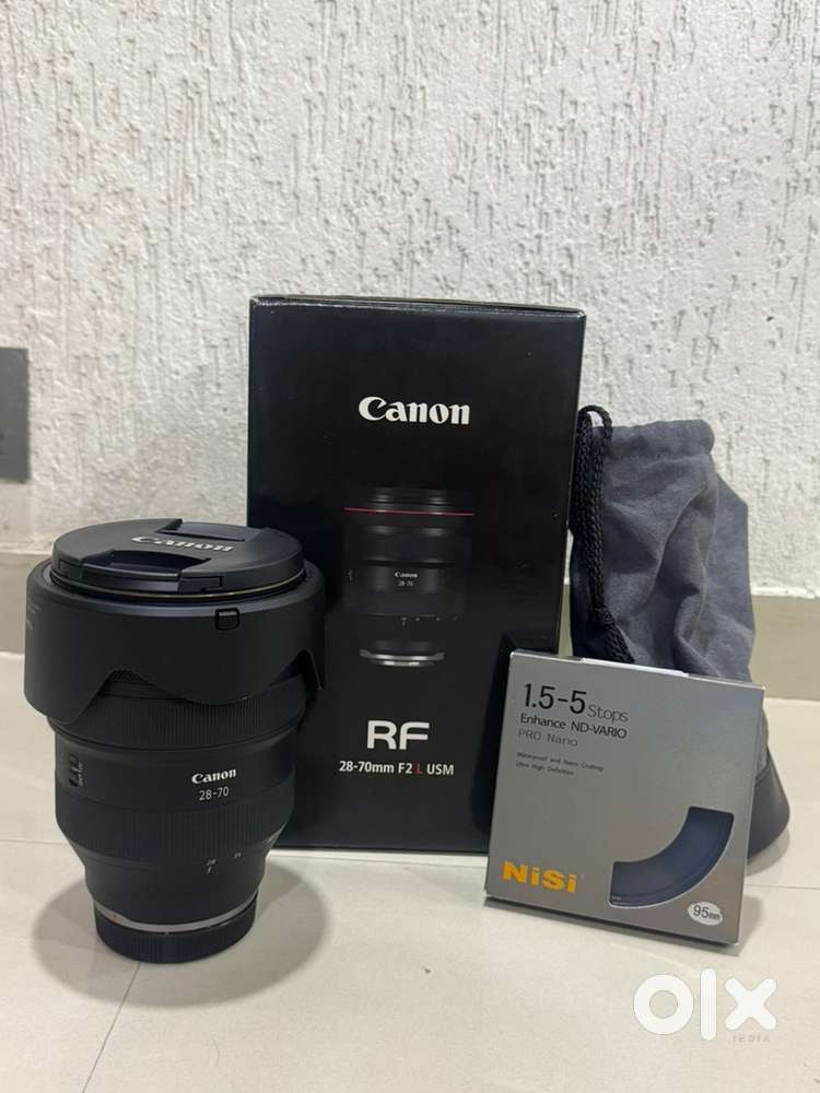 Canon rf 28-70 f2 lens and accessories