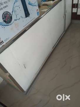 Table,iron cot