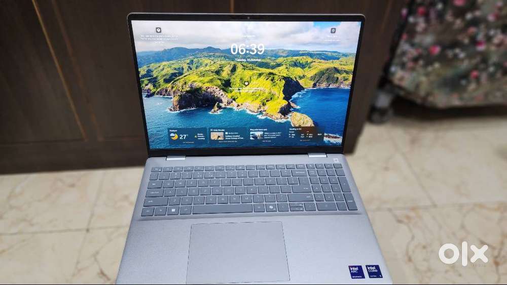 Dell 16 Plus DB16250 2 months old
