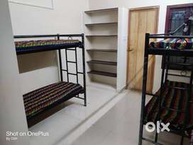 Rahini Men's Hostel Kolathur