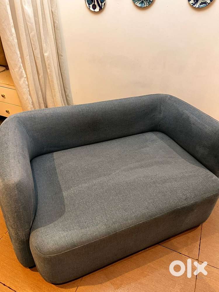 Selling   beautiful sofa with cushion