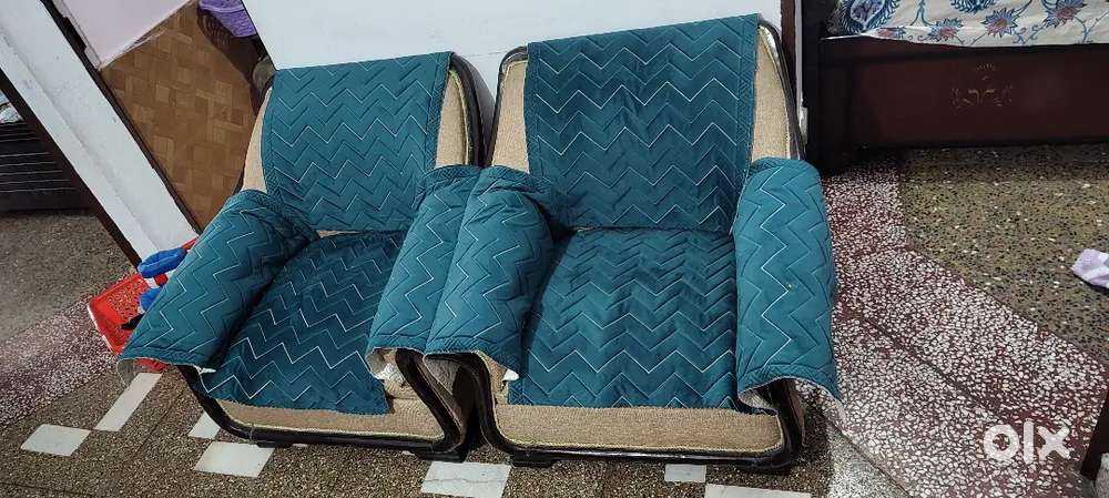 Sofa set 5 seater + Center Table good condition Due to space problem