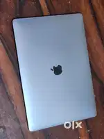 Apple Macbook Pro i7 16GB Ram 512GB Apple SSD 5.5gbGraphics Touchbar