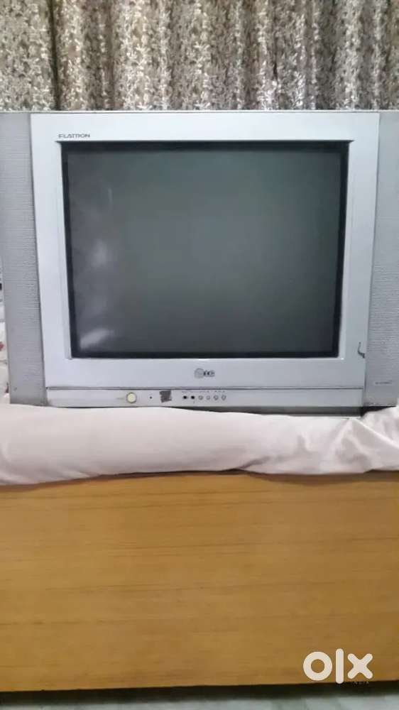 LG colour TV super sound , good condition with remote