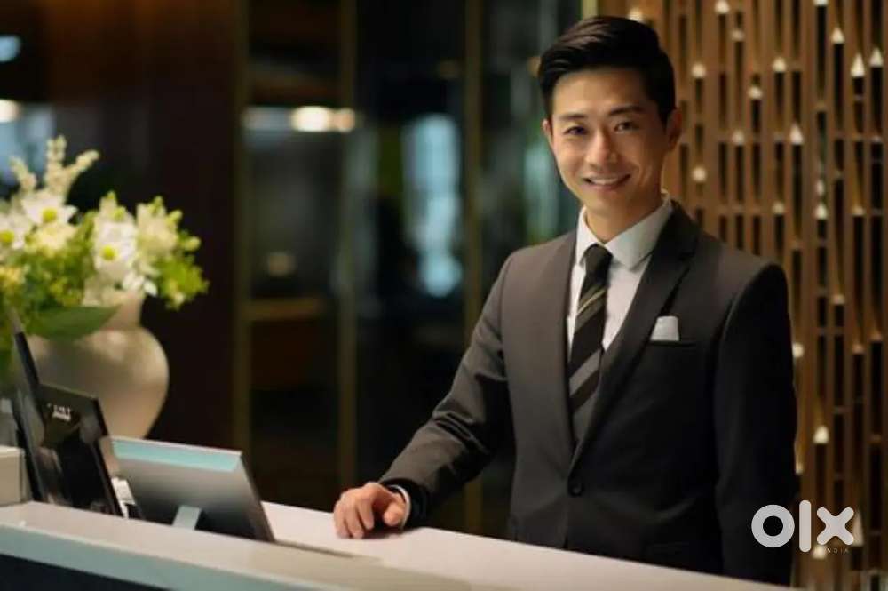 Guest Service Associate (Male)