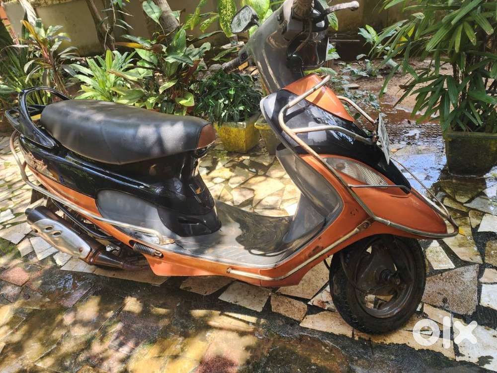 AN USED TVS SCOOTY PEP DLX IN PERFECT RUNNING CONDITION IS FOR SALE