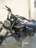 Avenger 150 street