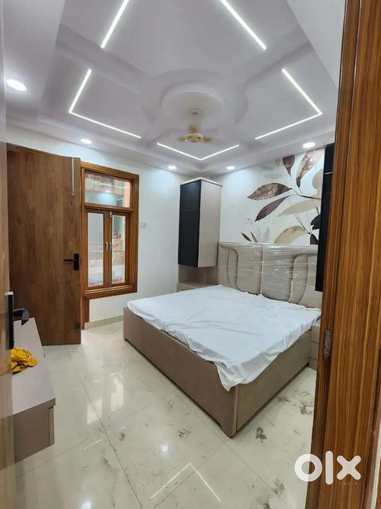 60 sq yards flat with lift car parking near by metro loan avilable