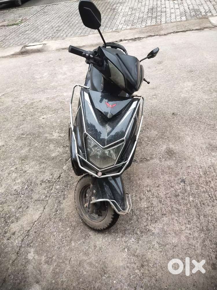 Veelo gadi sail karna hai