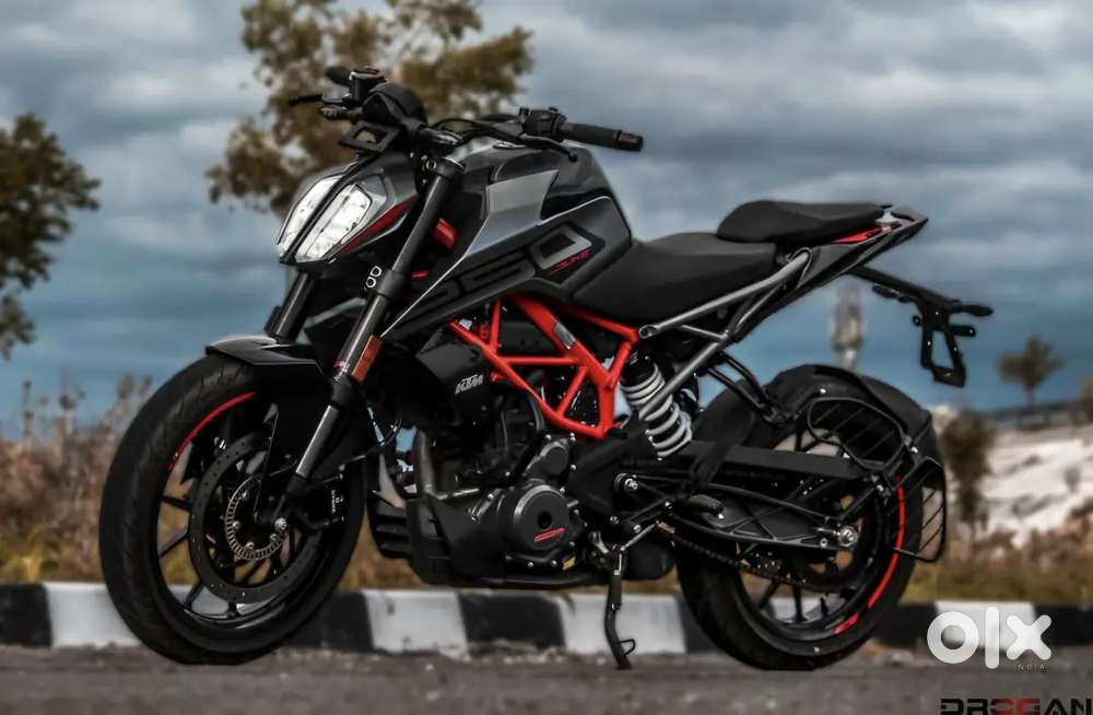 KTM Duke 250 (2020)  Well Maintained  8000 KM Only