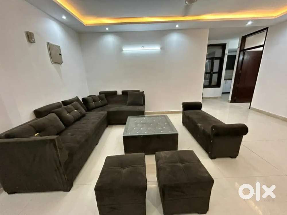 Furnished 2 bhk flat available for rent near saket metro station