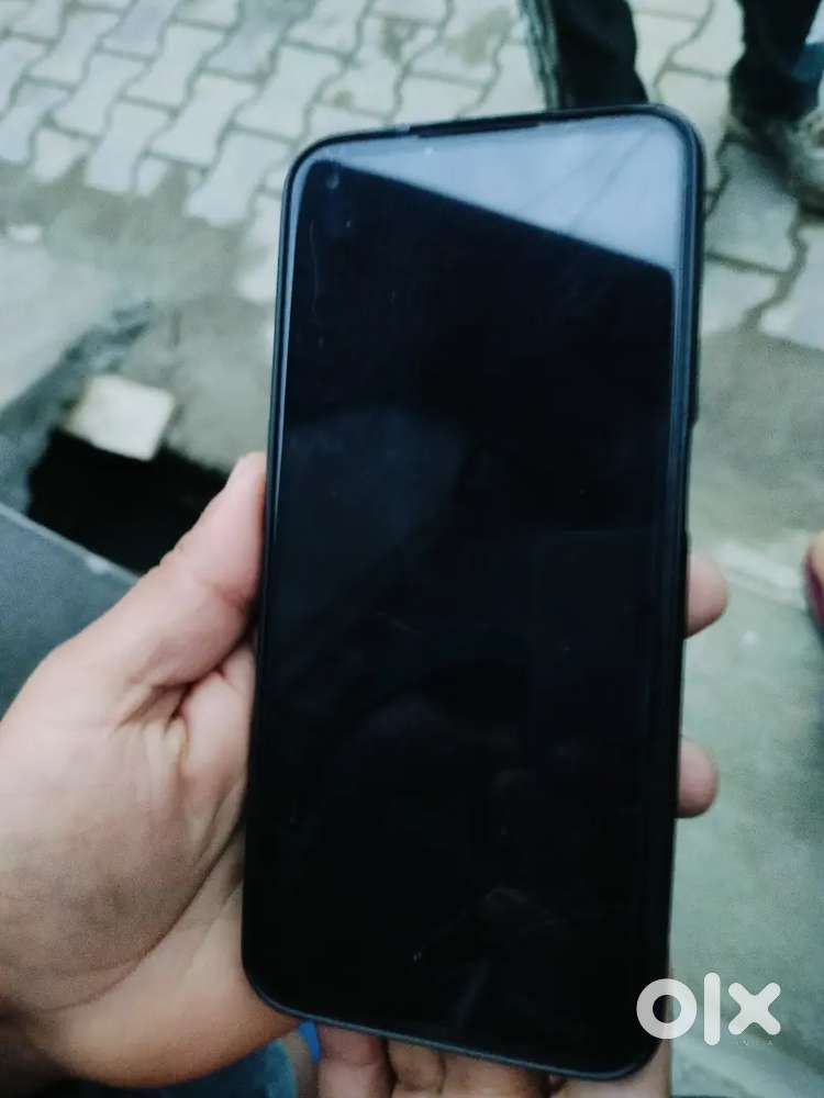 Realme 9 5g phone 4gb 64gb