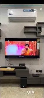 43 in.ch O led tv with sound bar bar Alexa inbuilt wifi 14618