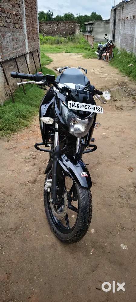Apache rtr 1604v , petrol