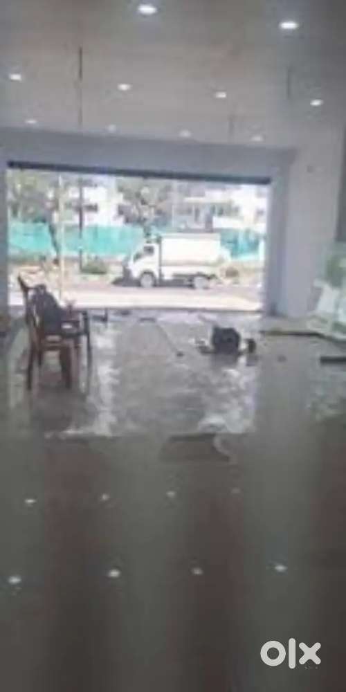 First and ground floor 2500sqft