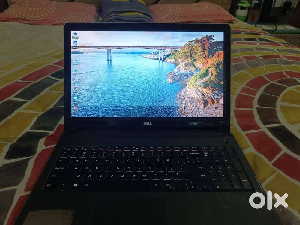 Dell Inspiron 5558 15.6-inch Laptop (Core i5-5200U/8GB/1 TB/Win 8.1/2G