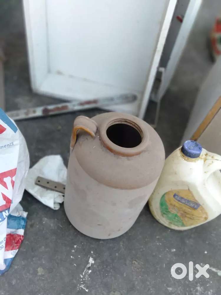 Entique jar