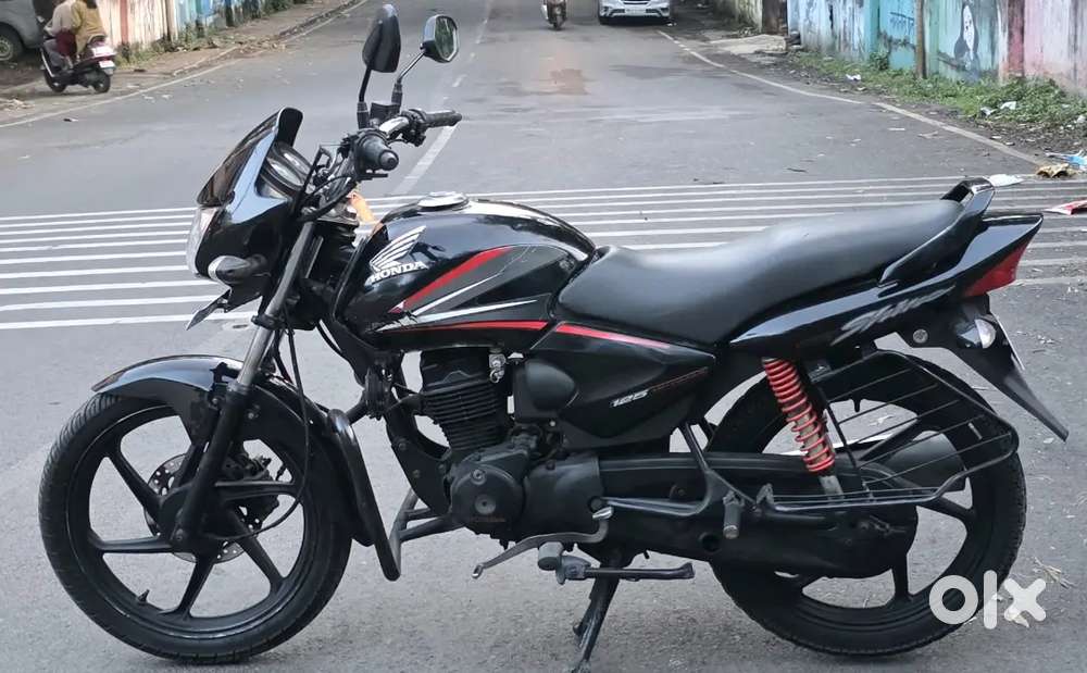 HONDA SHINE DISK IN BRAND NEW SHOWROOM CONDITION