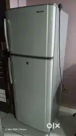 SAMSUNG 220 liter