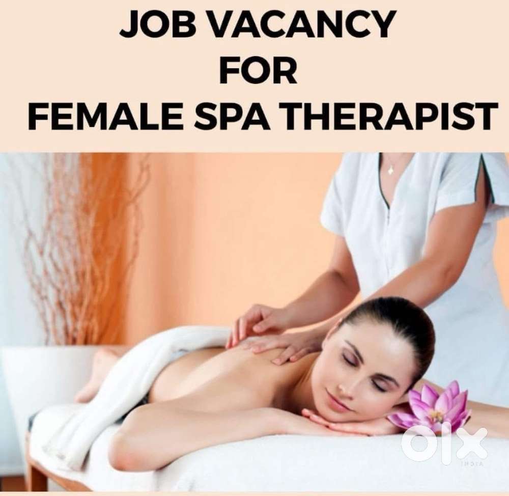 Female massage therepist