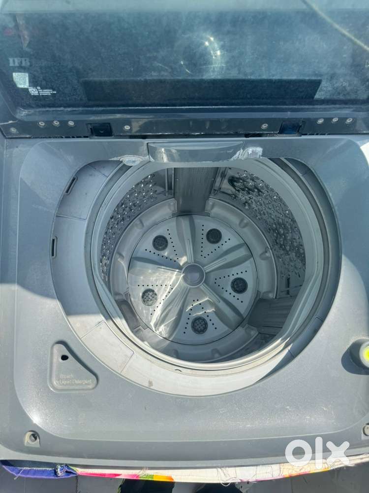 Top LoadFully Automatic 9KG IFB Washing Machine 1.5 years old