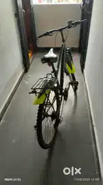 Huffy 6 gear sports cycle