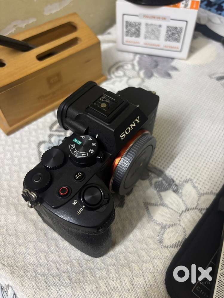 SONY M4 Brand New condition with warranty