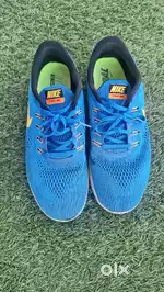 Original NIKE running shoes - UK size 11