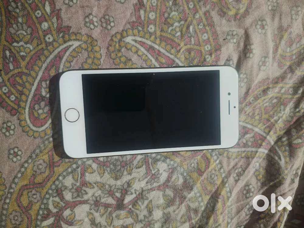 iPhone 7 with 100 battery health