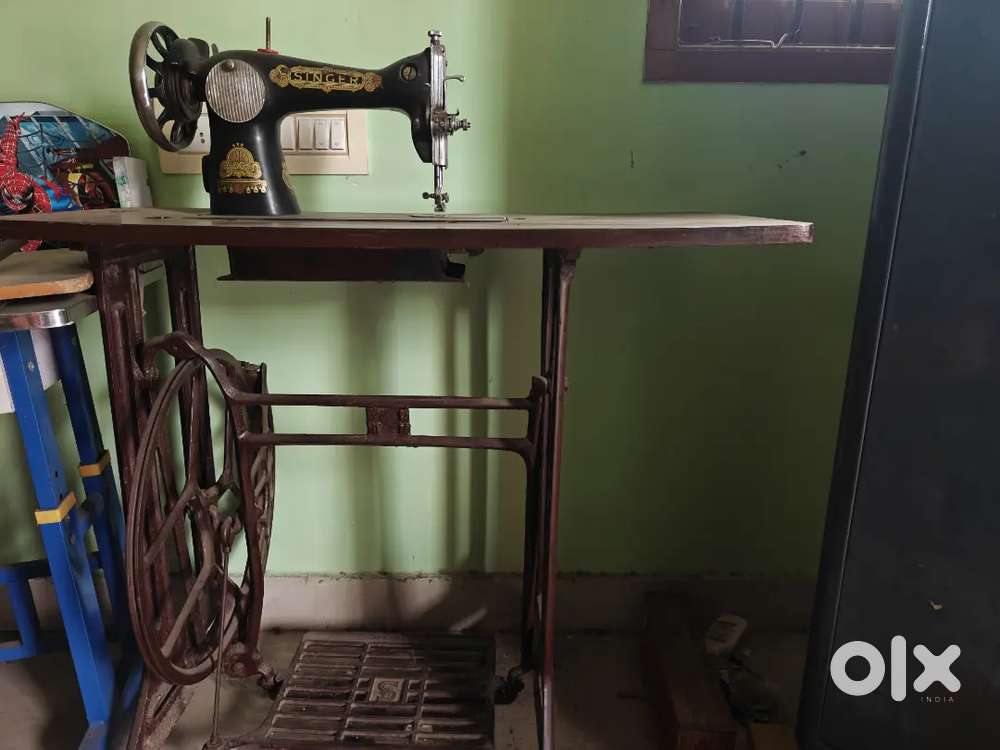 Tailoring machine