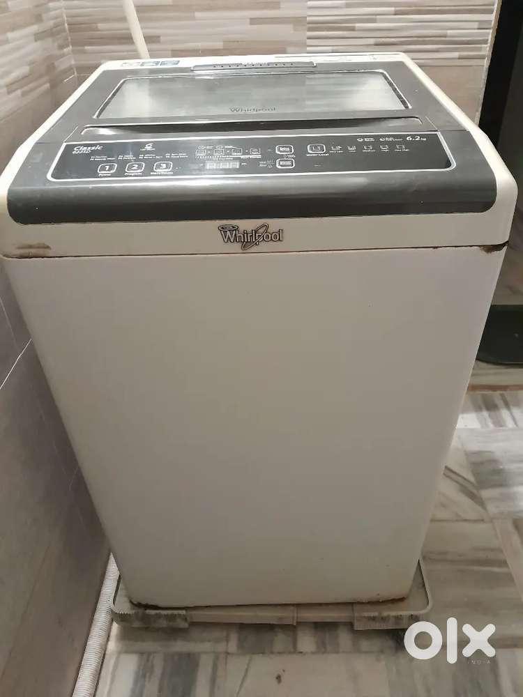 Urgent!Whirlpool washing machine for sale at a very reasonable price..