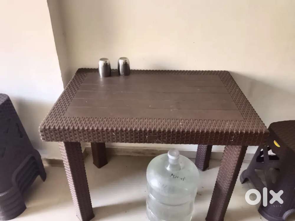The shop material