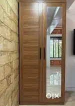 2 door wardrobe with mirror