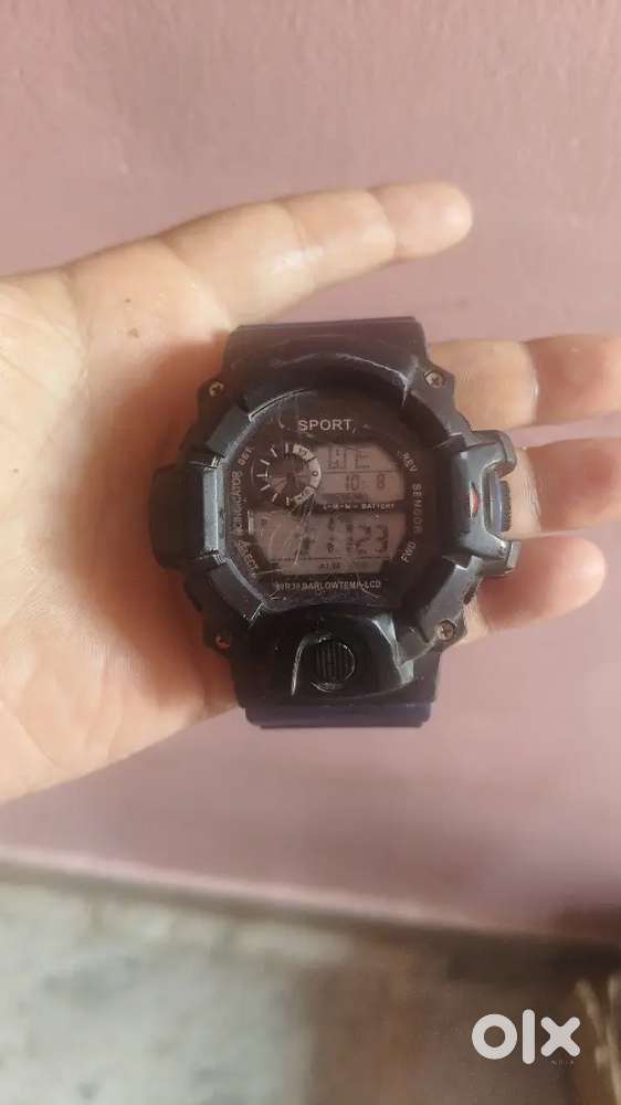 Digital watch