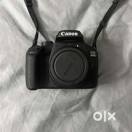 Canon EOS 4000D DSLR + 18-55mm Lens – Like New + Camera Bag