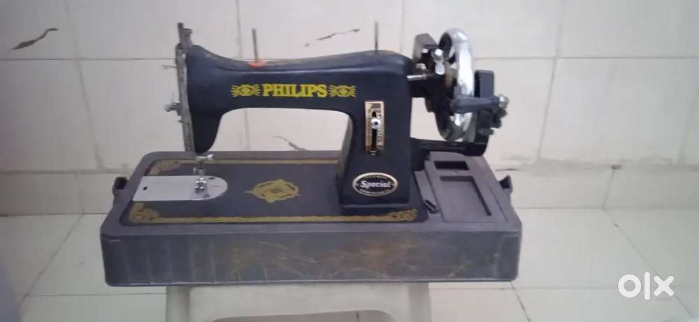Manual Sewing Machine