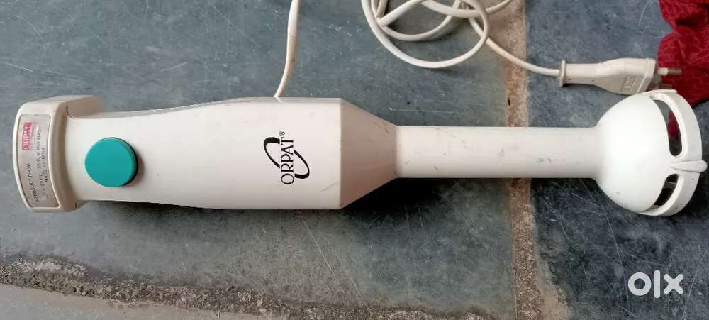 दो हैंड बीटर बेचना है कीमत है।  2000