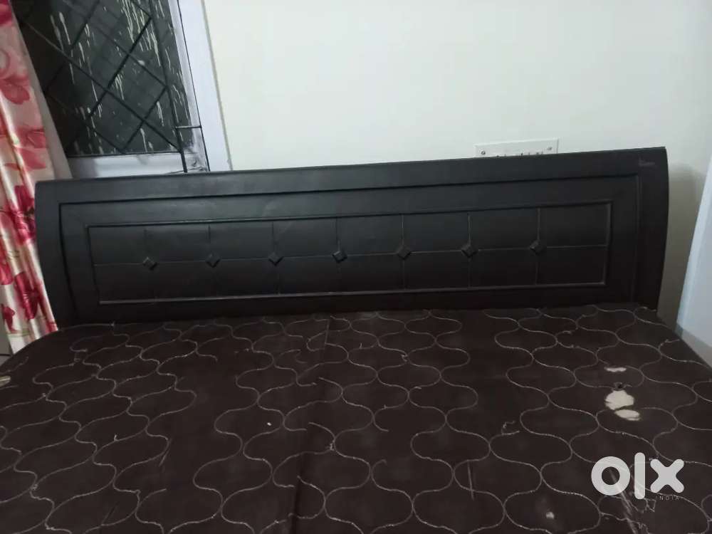 6*6 Box Bed with Mattress
