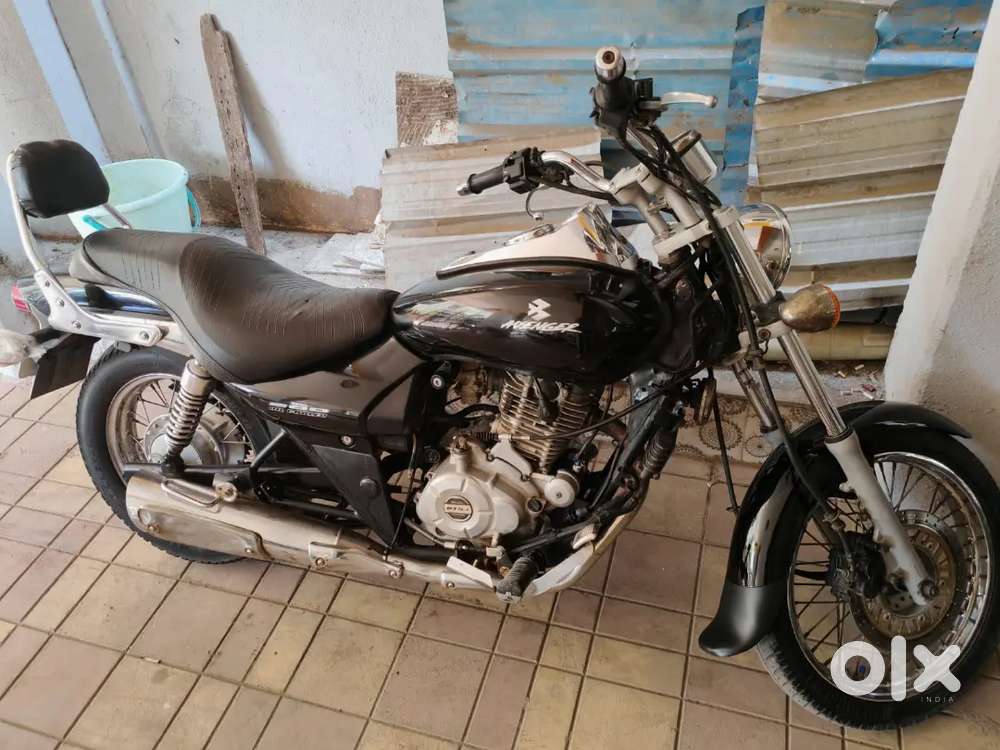 Avenger 200