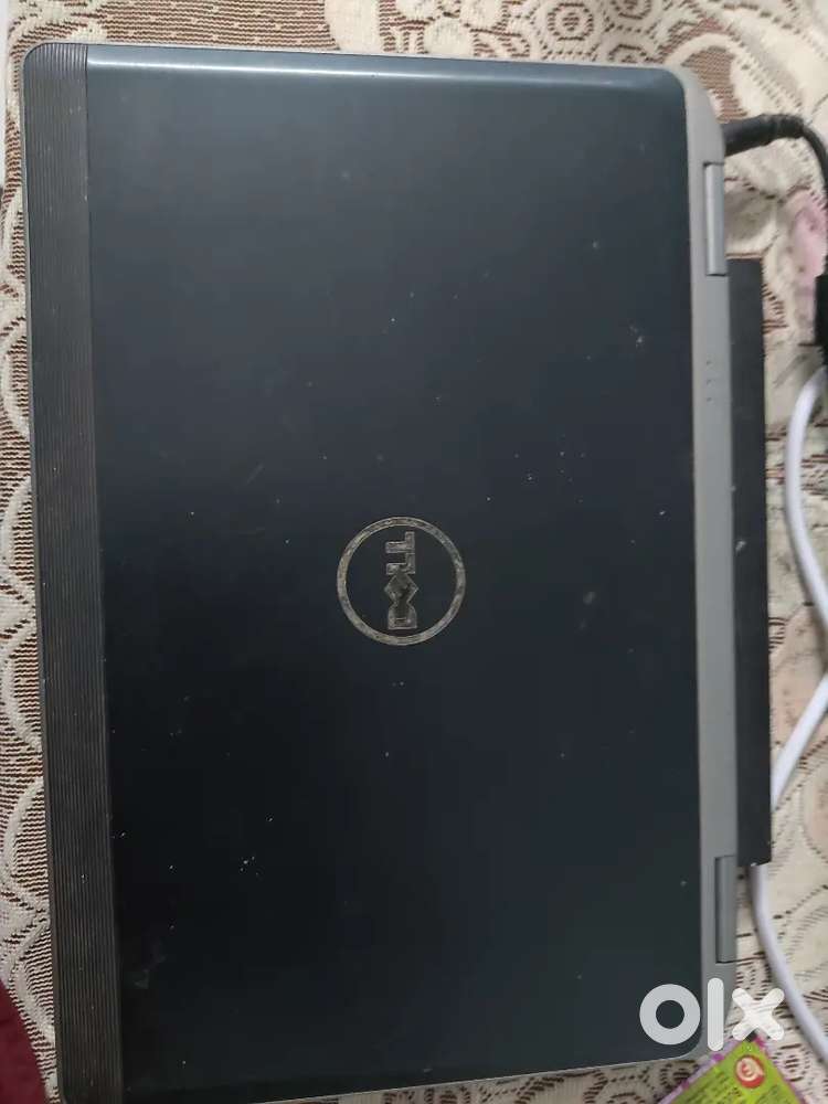 DELL LATITUDE LAPTOP