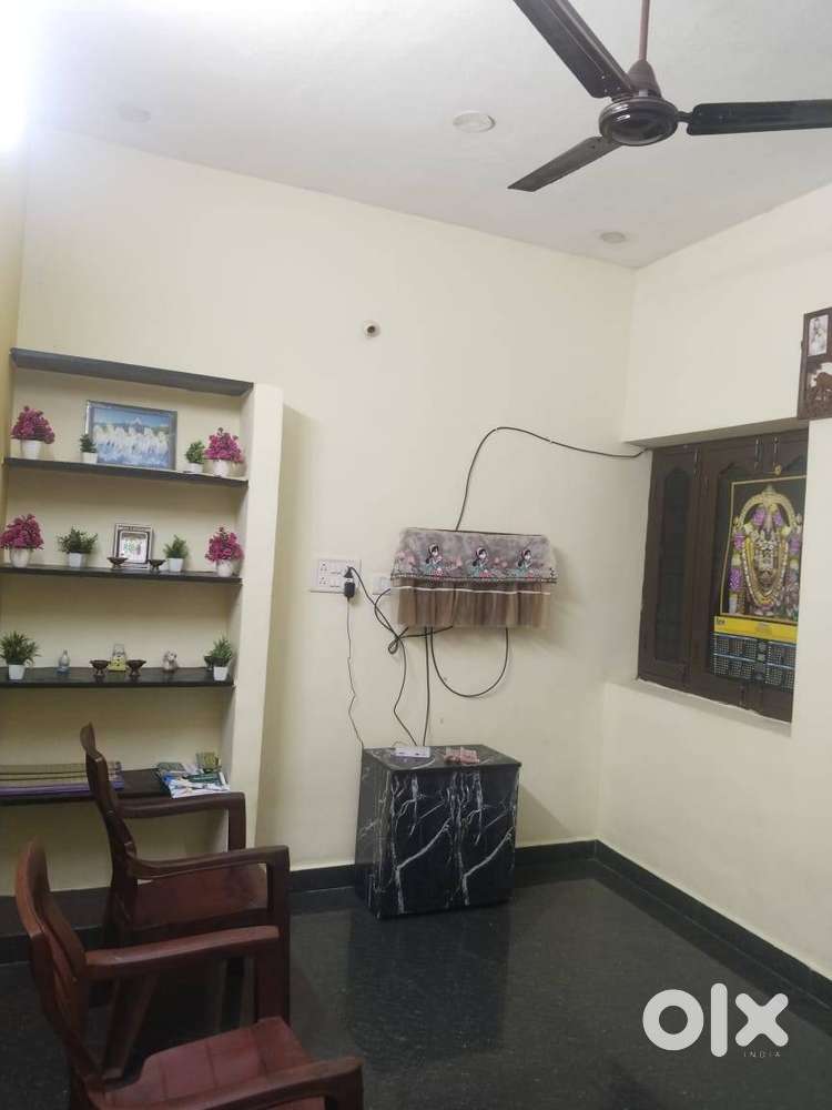 2bhk available for family in karapakkam