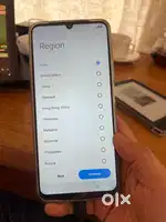Realme c61: 4gb 64 gb rom :