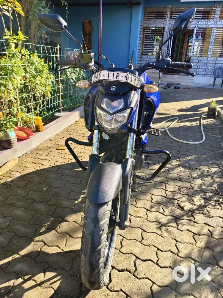 Yamaha FZ FI version 3 exactly like new condition