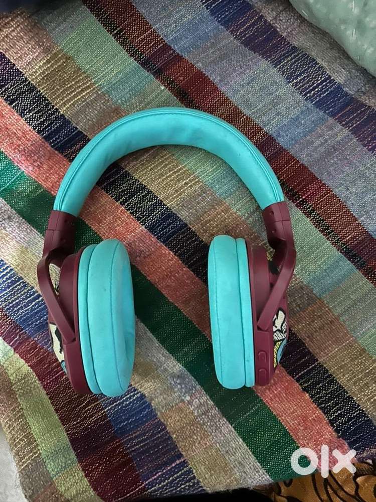 Headphone boat rocker 550
